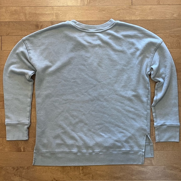 Time and Tru Women’s Gray Crewneck Sweatshirt Size Small - Picture 6 of 6